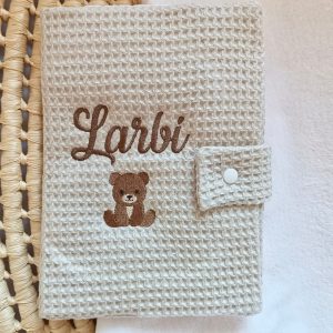 Protège carnet de santé en nid d’abeille beige - personnalisable -