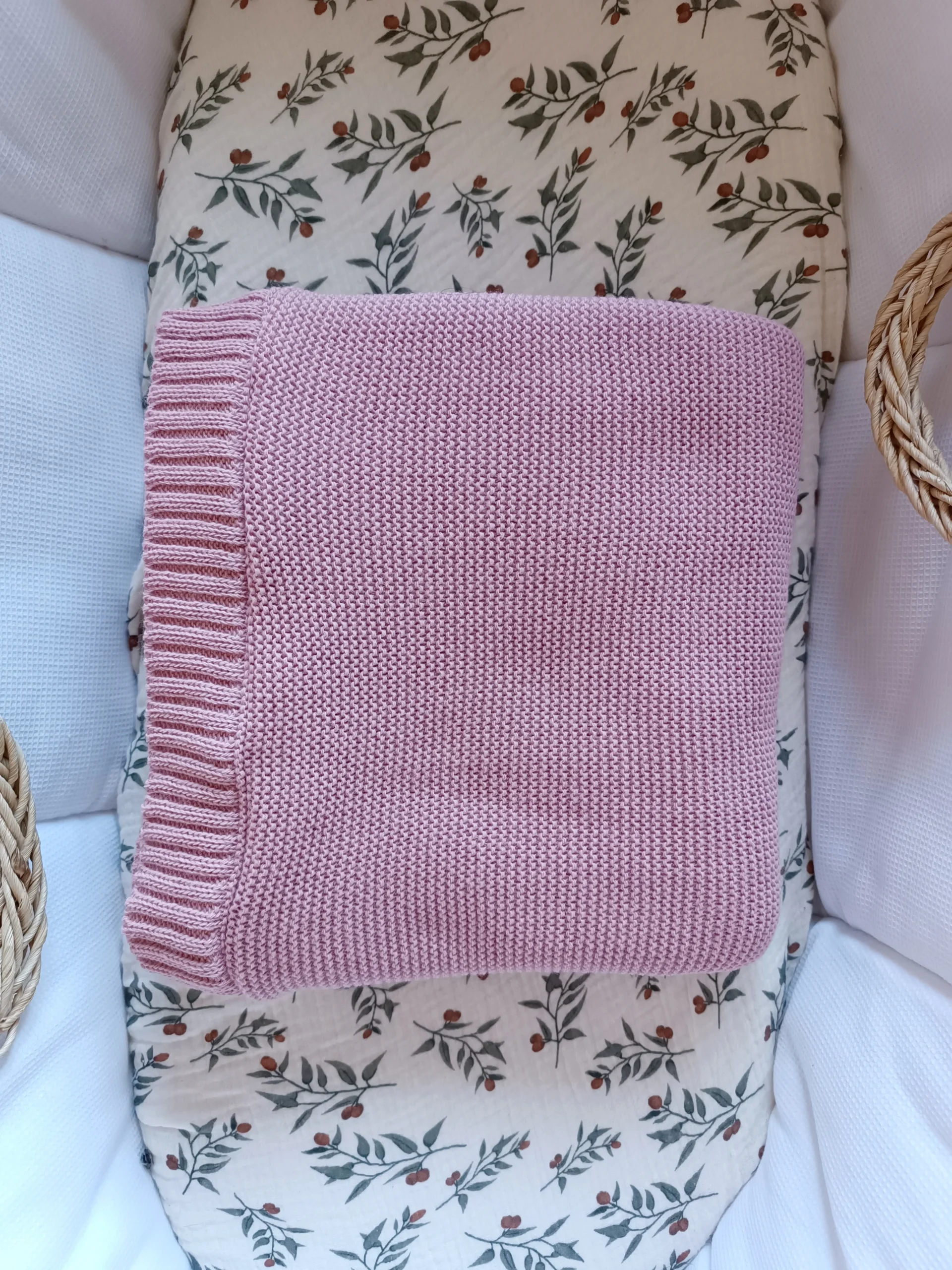 Couverture en maille vieux rose - personnalisable -
