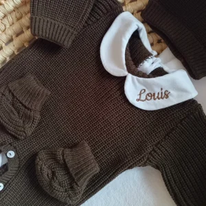 Combinaison maille marron avec col blanc - 0/3 mois - personnalisable