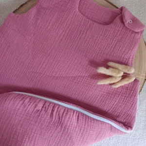 Gigoteuse molletonée en gaze de coton framboise