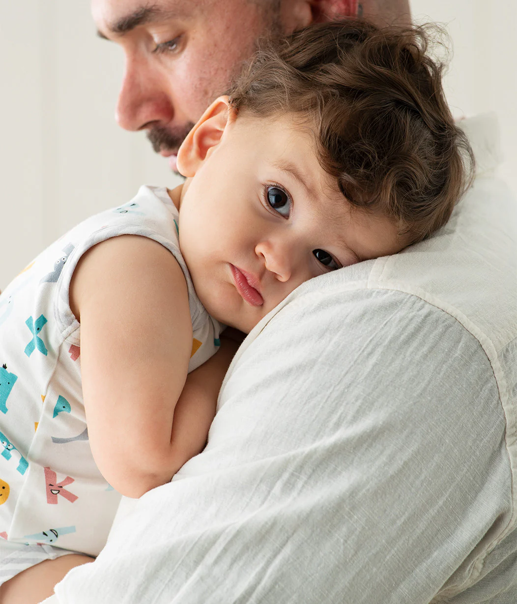 Ärmelloser Body Ecovero Weiß Buchstabensuppe – Image 5