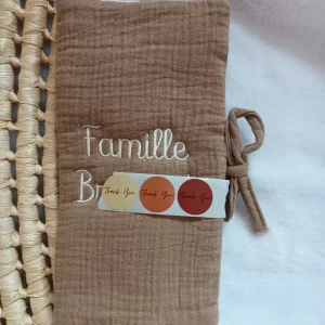 Protège livret de famille en gaze de coton marron - personnalisable -