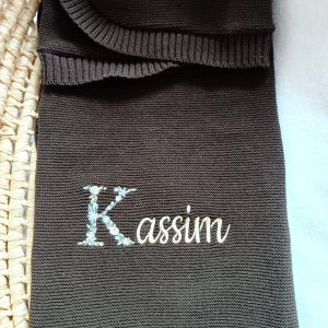 Couverture en maille marron - personnalisable -