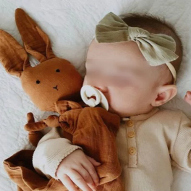 Doudou lange lapin ivoire – Image 4