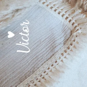 Couverture lange beige personnalisable