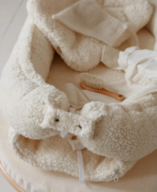 Réducteur de lit / Cocon bébé écru - Babyly – Image 4