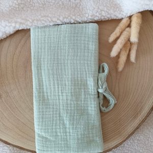 Protège livret de famille en gaze de coton vert sauge - personnalisable -