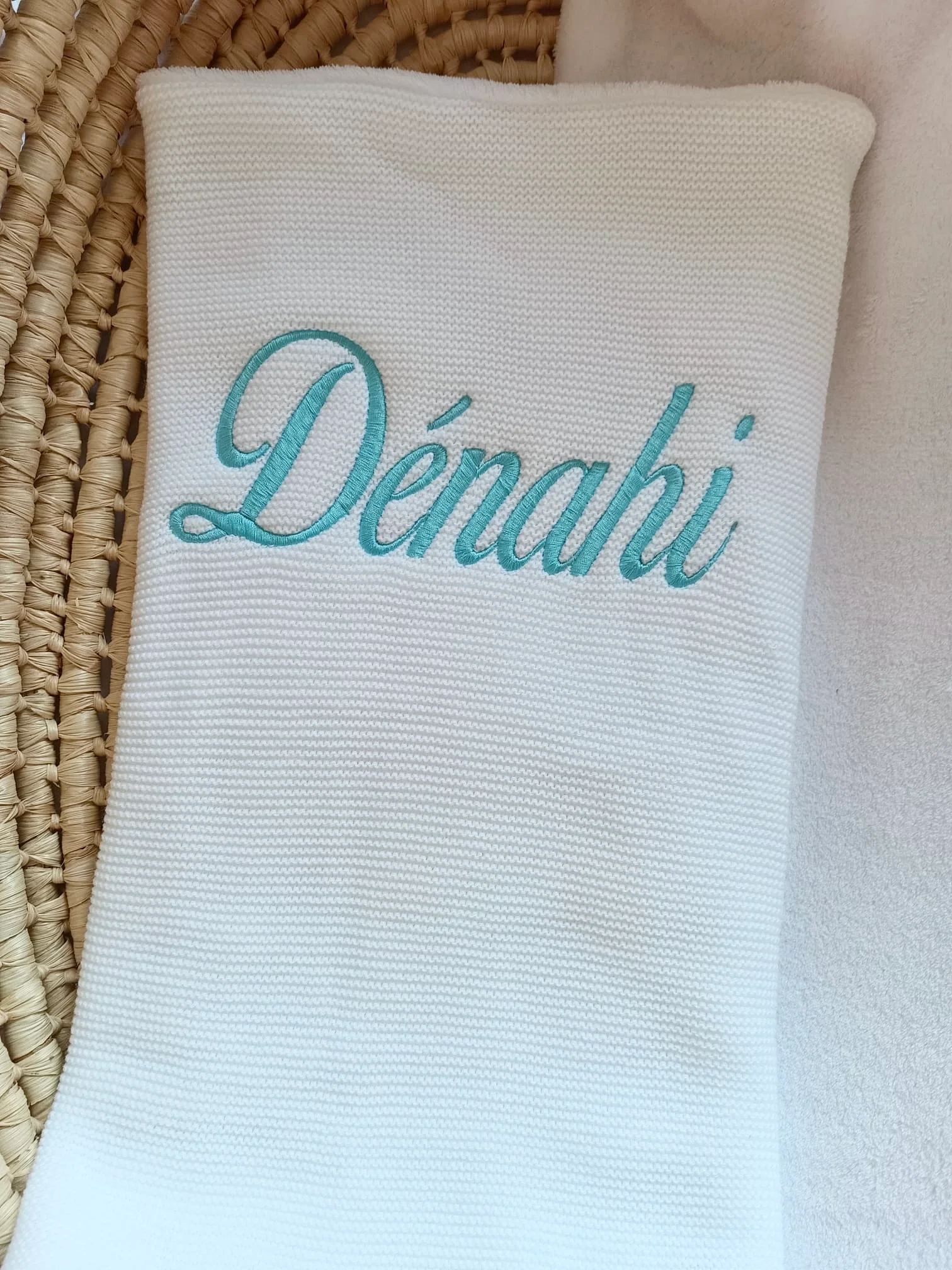 Couverture maille blanc et polaire blanc - personnalisable -