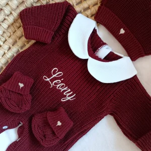 Combinaison maille bordeaux avec col blanc - 0/3 mois 3/6 mois et 9/12 mois - personnalisable