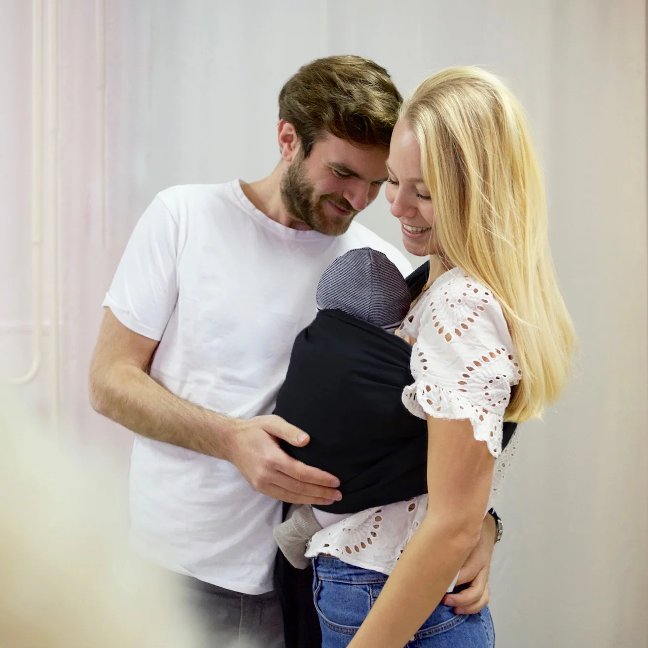 Ring Sling en Coton Noir – Image 3