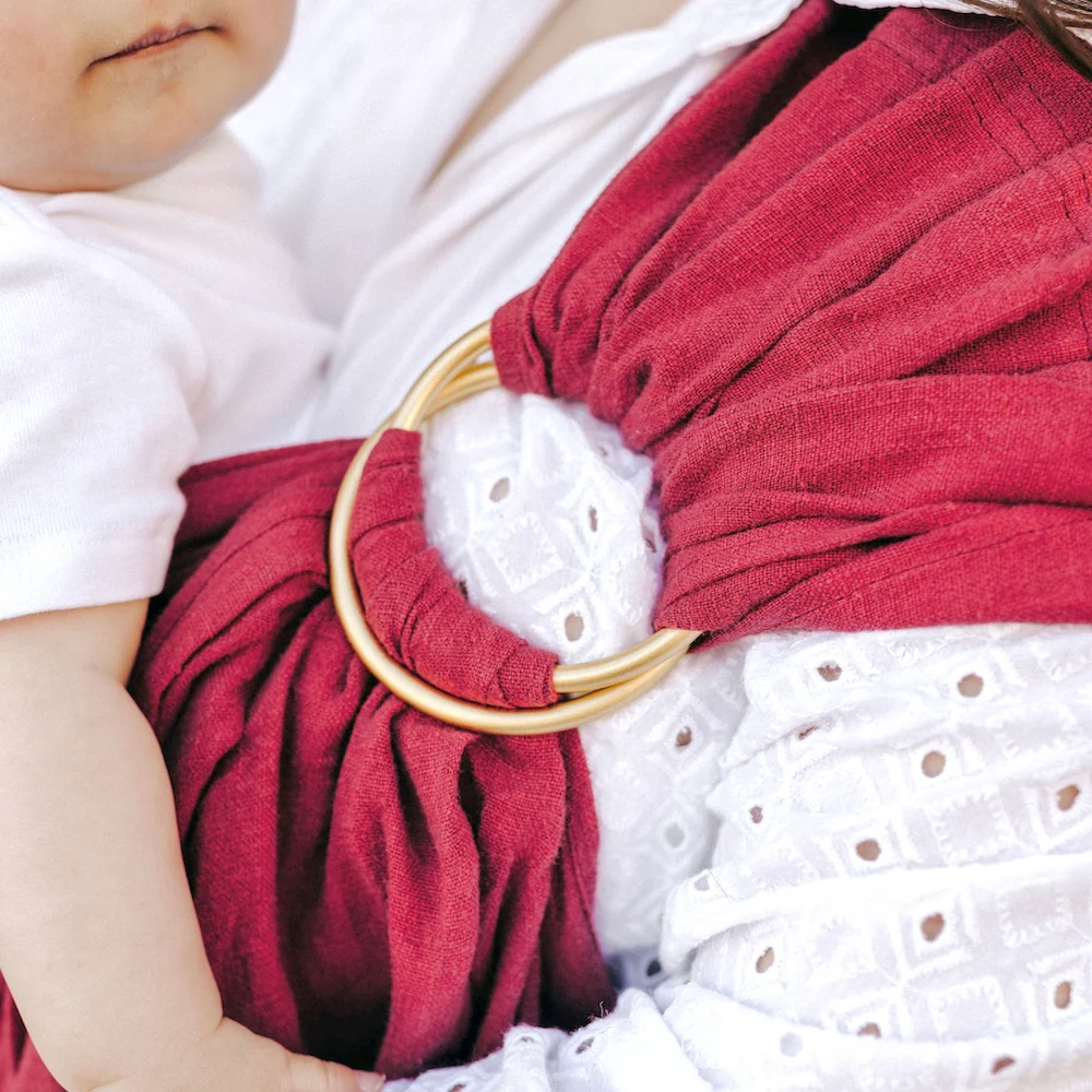 Ring Sling en Lin Cerise – Image 3