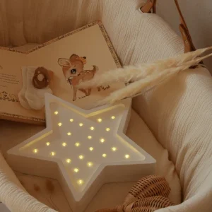 Lampe veilleuse en bois – Étoile